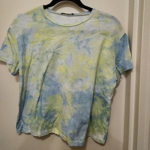 ZARA Size Small and Medium Tee Shirt 💗